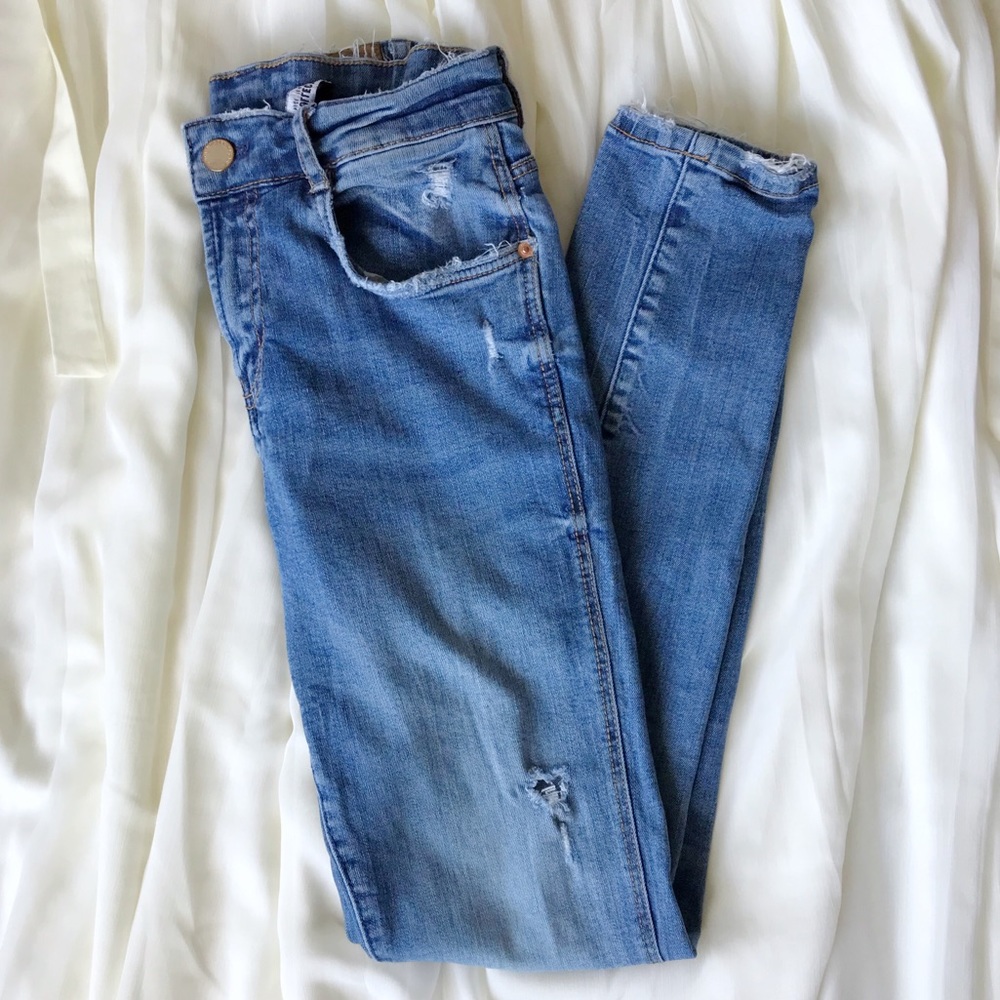 Zara Trafaluc Distressed Skinny Jeans*